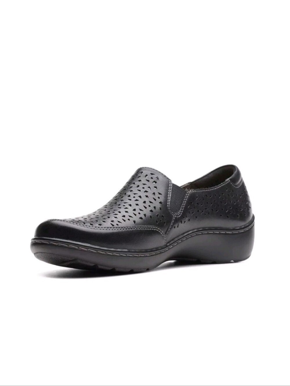NWOT Clarks Women's Cora Sky Slip-On Loafers